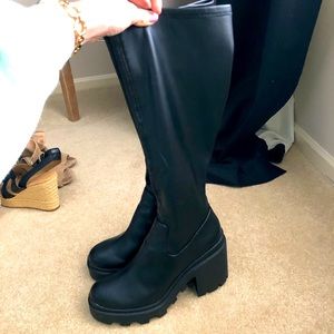 Steve Madden boots new!!